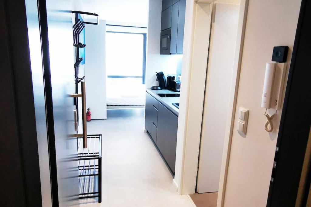 Hh 03 By Rockchair - Superhost Status - Modernes Apartment Mit Sonnigem Balkon & Premium Boxspringbetten In Winterhude - Hamburg Top Geheimtipp Hamburgo Exterior foto